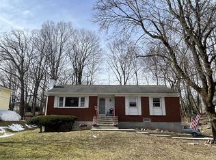 70 Boulevard Knls, Poughkeepsie, NY 12601