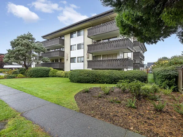 964 Heywood Ave #422, Victoria, BC V8V 2Y5