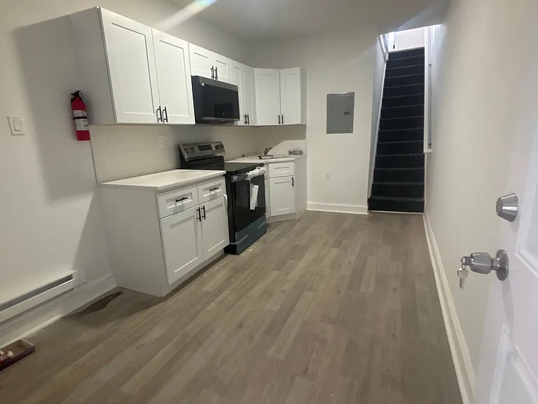 6412 Glenmore Ave — Photo 12