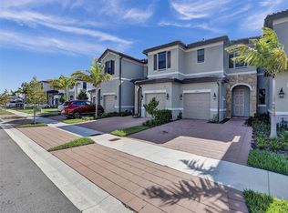 11089 W 33rd Ct, Hialeah, FL 33018