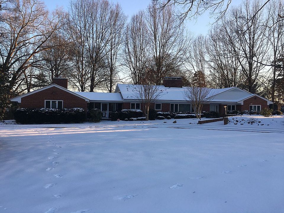 1st image of 4111 Amesbury Ln