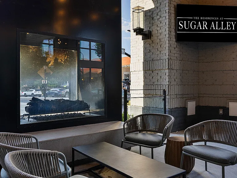 Outdoor Retail Plaza