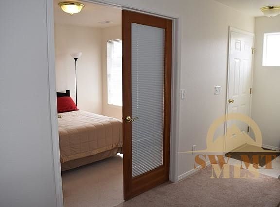 4th image of 825 Forestglen Dr APT H
