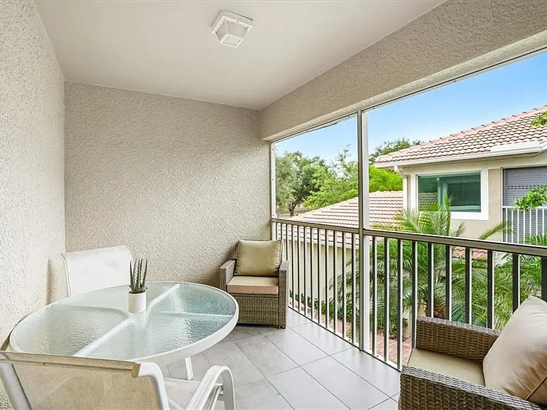 5615 Sherborn Dr #201 — Photo 31