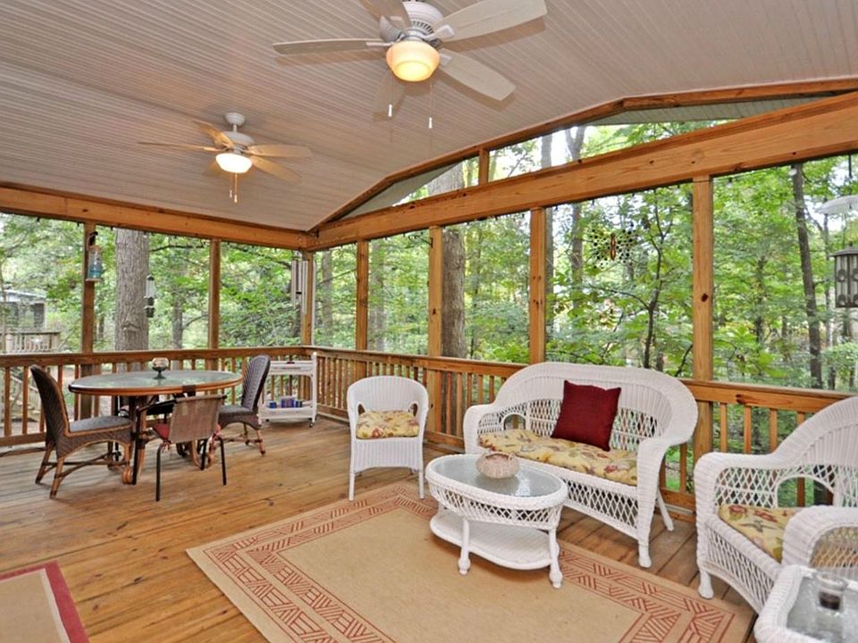 Screened Porch