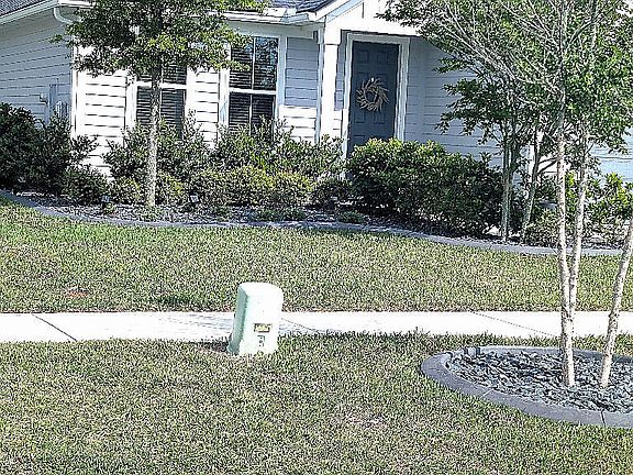 3rd image of 3825 EAGLE ROCK Road
