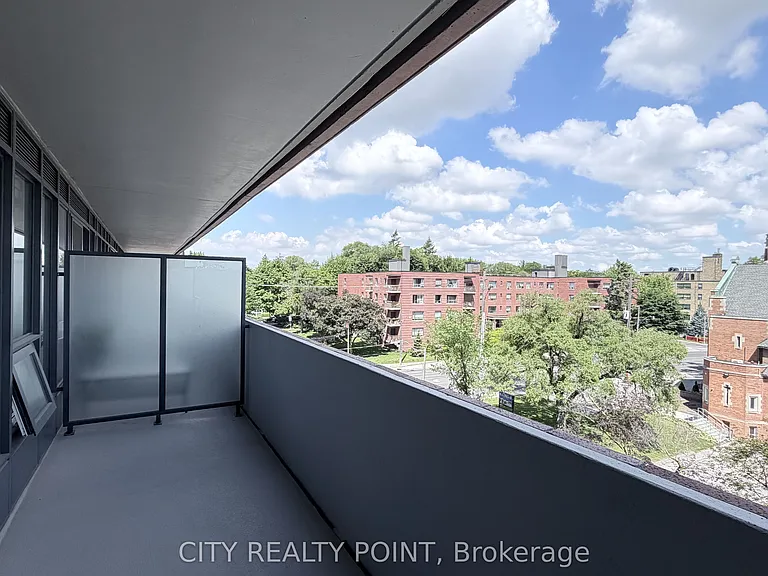 2525 Bathurst St #510 — Photo 11
