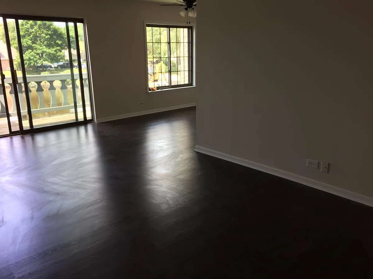 2 bed, 1200 sqft, $1,950 — Photo 2