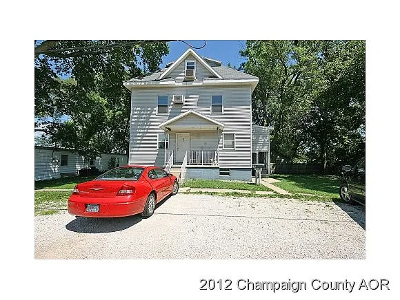 108 W Letchworth St photo 1