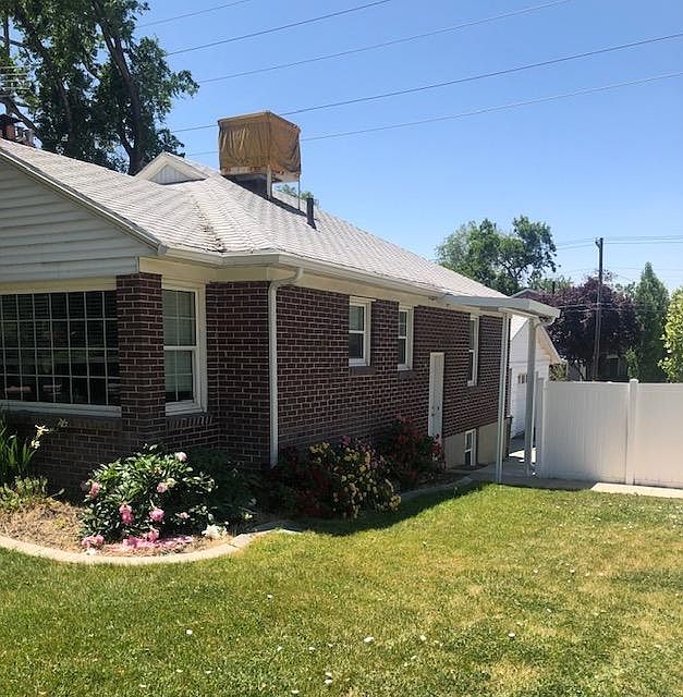 Entrance on side of house