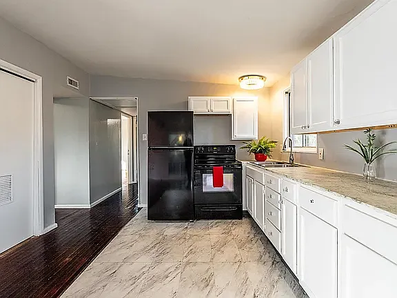 64 S Meadowcliff Dr — Photo 12