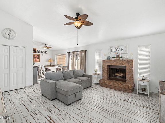 2nd image of 2229 E FORGE Avenue