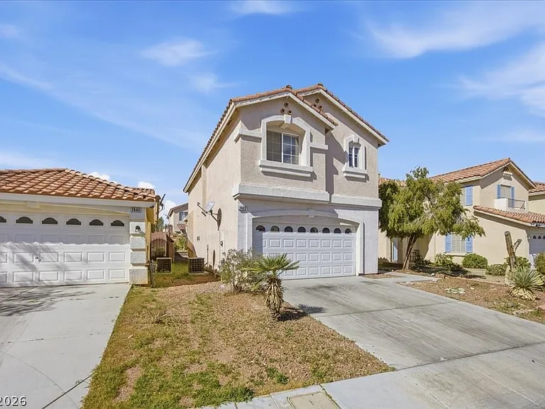 7435 Aurora Glow St — Photo 2