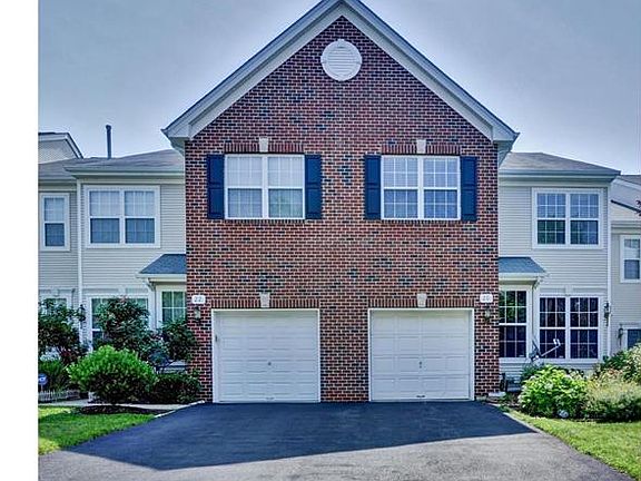 2nd image of 20 Stafford Dr #3405