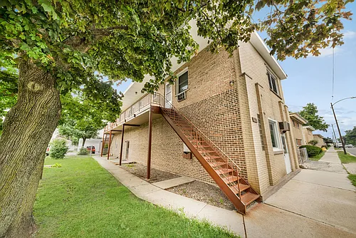 4227 S Harlem Ave Photo 1
