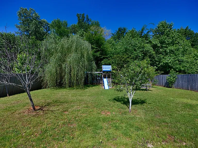 15385 Mill Valley Dr — Photo 7