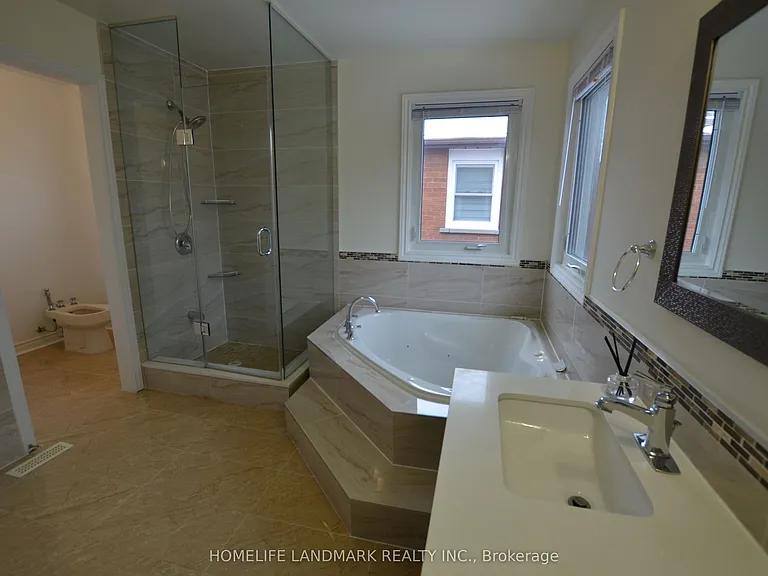 129 Lyndhurst Dr — Photo 10