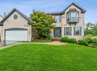 809 Pleasant St, Fox River Grove, IL 60021