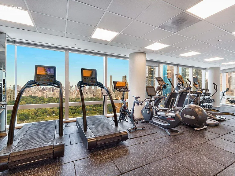 25 Columbus Cir #75CE — Photo 33