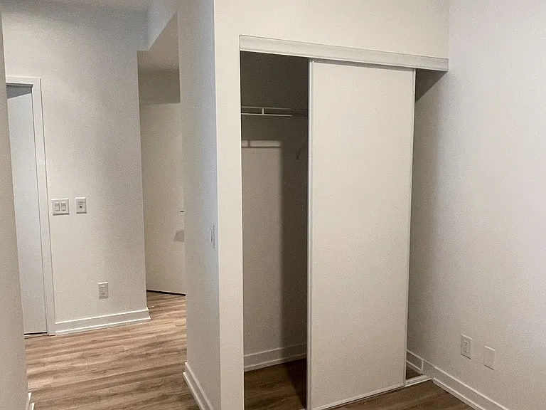 20 Edward St #512 — Photo 15