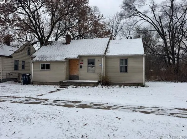 4481 Radnor St, Detroit, MI 48224
