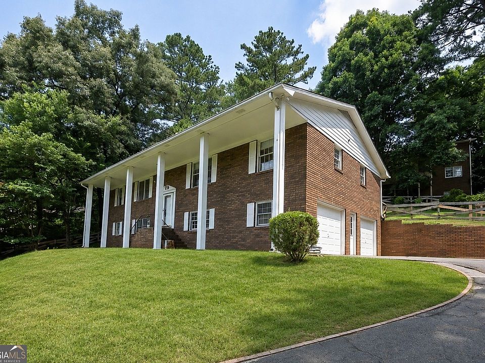 1st image of 279 Heck Rd NE