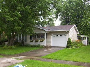207 E Cincinnati St, Greenup, IL 62428