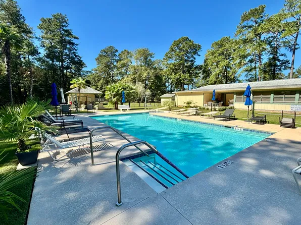 7 Thomas Walter Cir, Santee, SC 29142