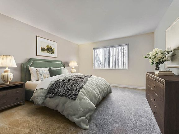3rd image of 38 N Summit Dr #26-301