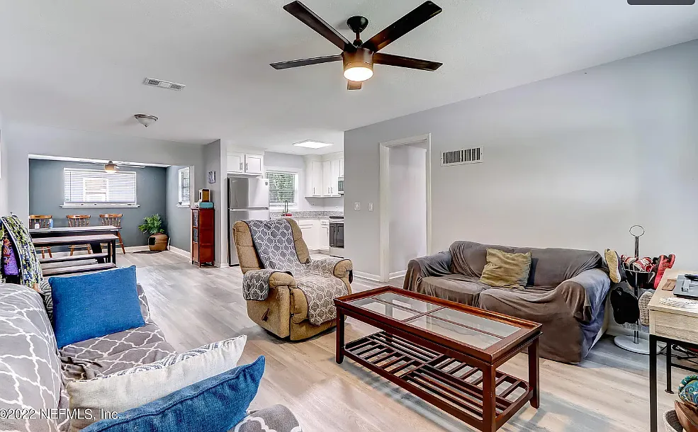 3 bed, 1316 sqft, $1,750 — Photo 4