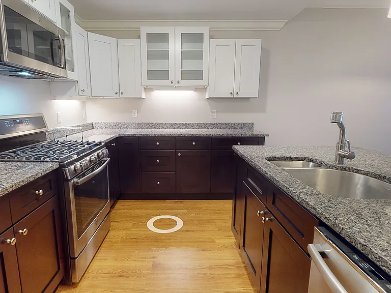 286 Main St #107 — Photo 9