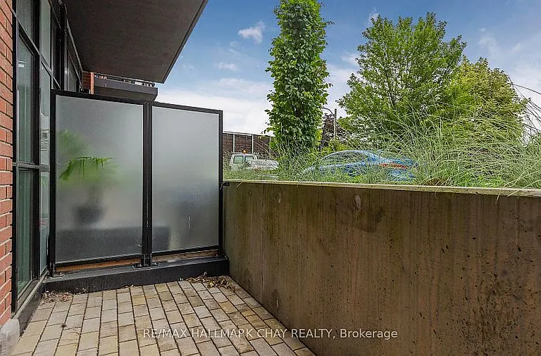 2300 Saint Clair Ave W #110 — Photo 26