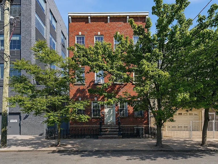 258 Pine St #1L — Photo 2