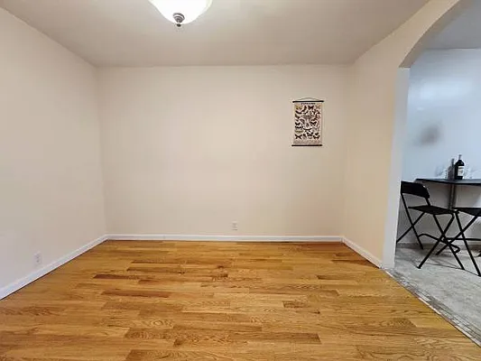 Rented by Voro Purple LLC | media 16