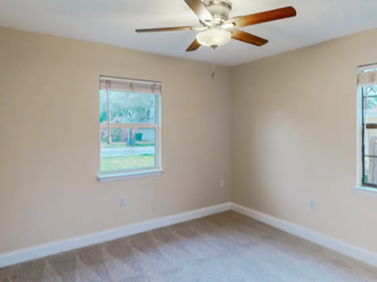 330 Stahlman Ave — Photo 12
