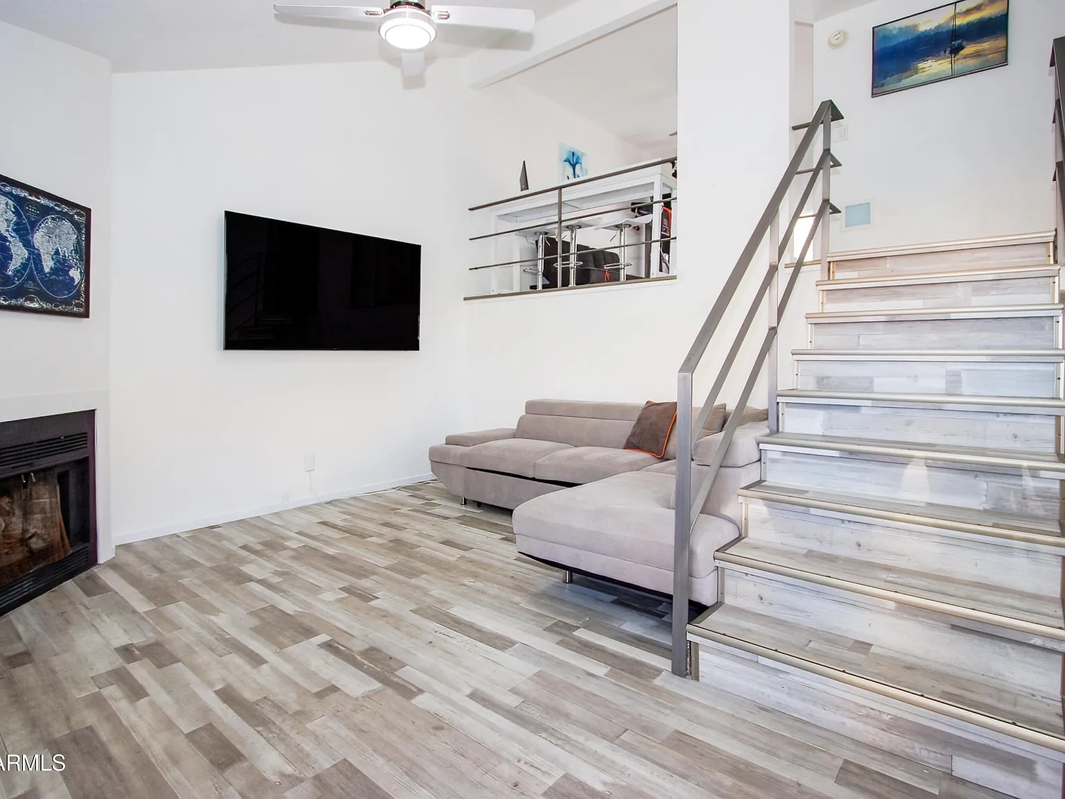 3 bed, 2.5 bath, 1196 sqft, $2,400 — Photo 1
