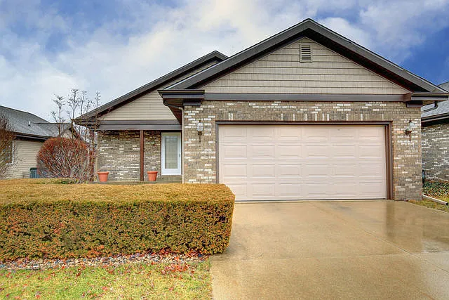 1410 Theodore Dr photo 1