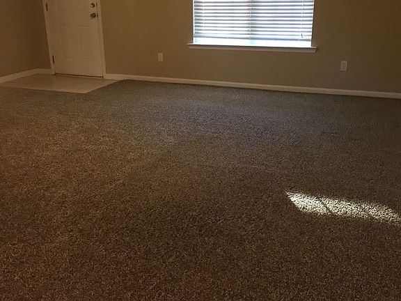 5th image of 5805 Barkley Ln