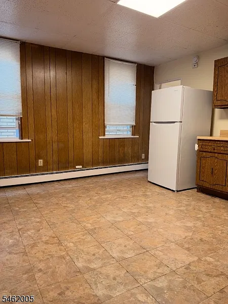 2 bed, 1.0 bath, $2,300 — Photo 2