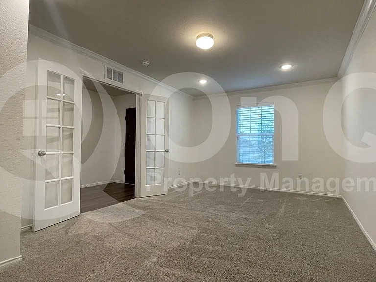 1315 Binfield Dr — Photo 9
