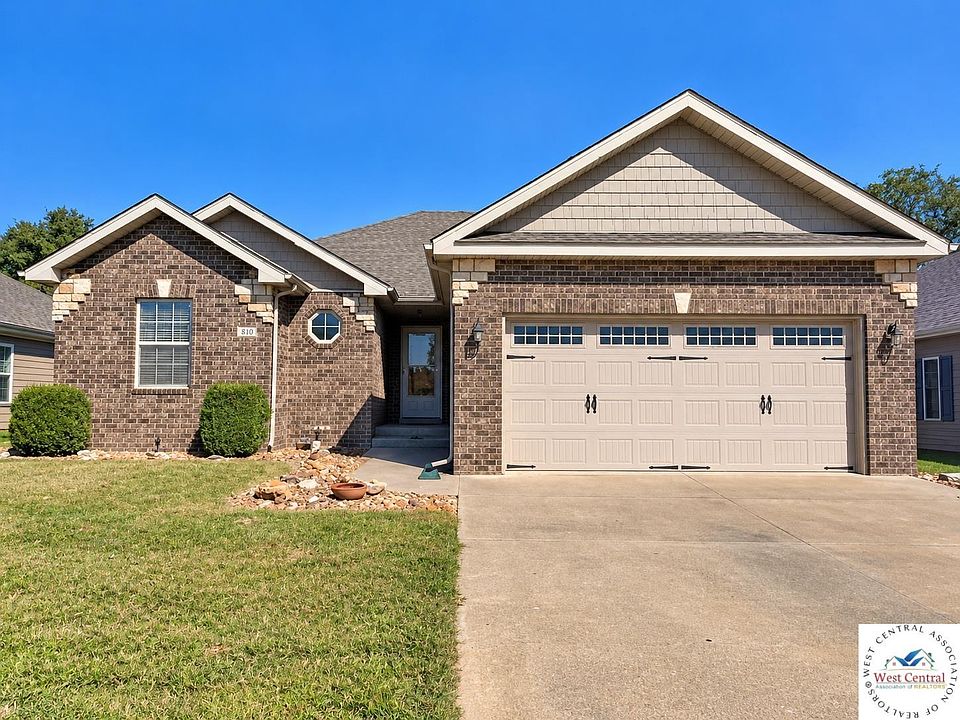 1st image of 307 Jamestown Dr