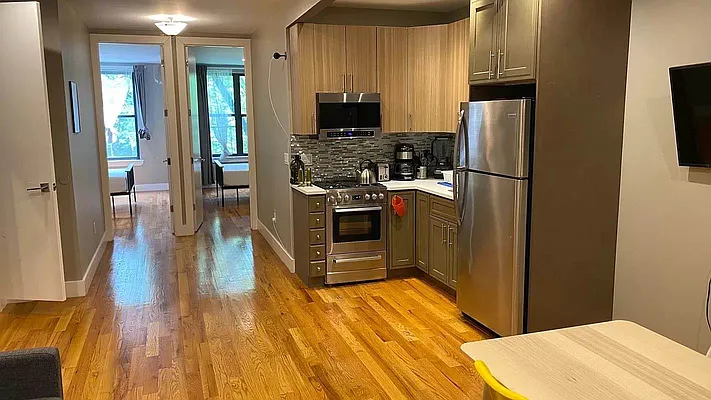 Rented by Hagstrom Management Inc | media 18