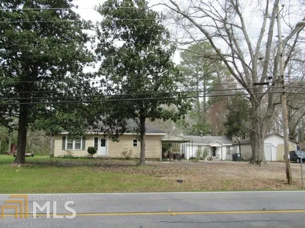 734 W College St, Bowdon, GA 30108