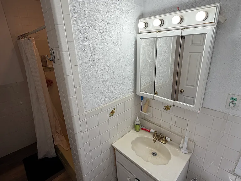 68 Gore St #3 — Photo 11