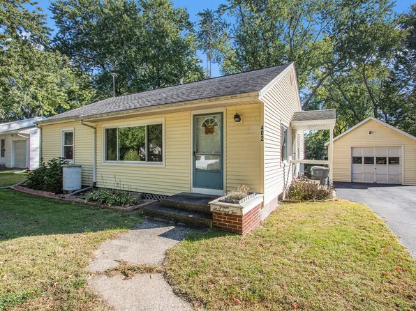 402 Gary Ave, Benton Harbor, MI 49022