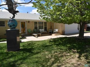 300 Cactus Dr, Clovis, NM 88101