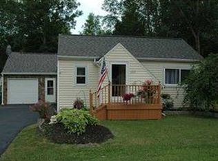 2810 Homeyer Rd, North Tonawanda, NY 14120