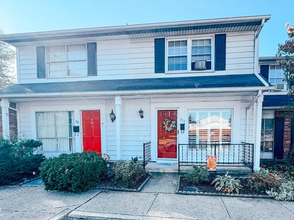 717 Southfield Ct, Indianapolis, IN 46227