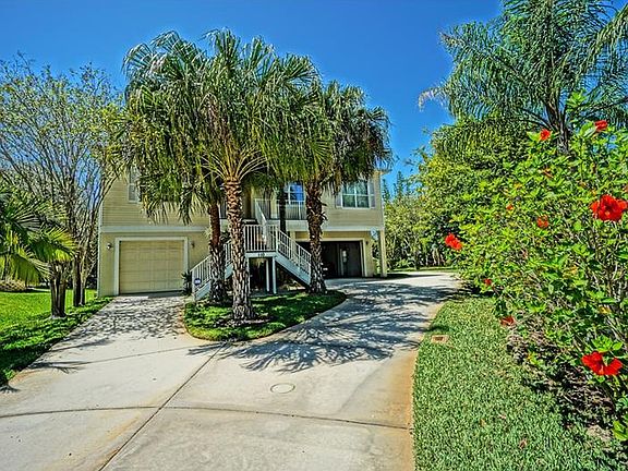 2nd image of 110 Sunrise Dr