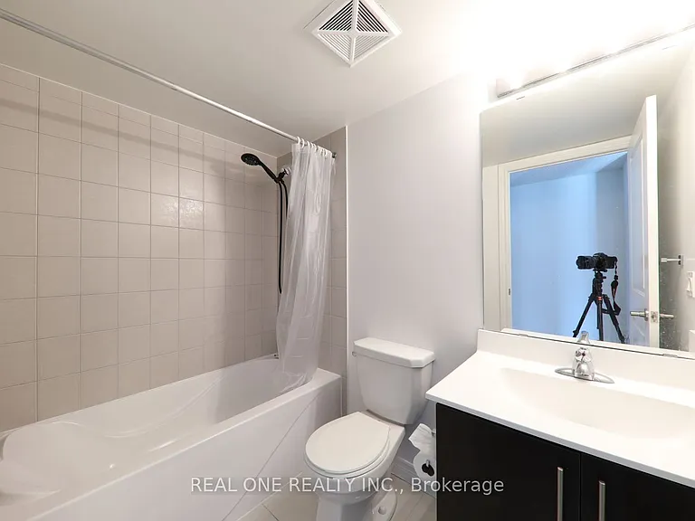 50 Town Centre Ct #1502 — Photo 13